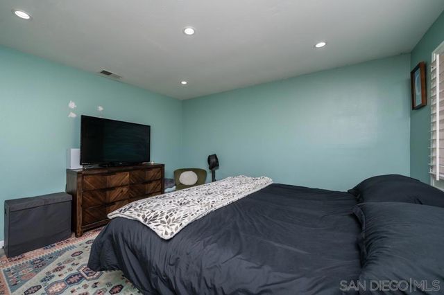 32036 Del Cielo Oeste 4B, Bonsall, CA 92003