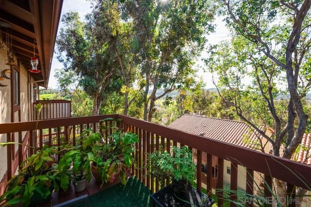 32036 Del Cielo Oeste 4B, Bonsall, CA 92003