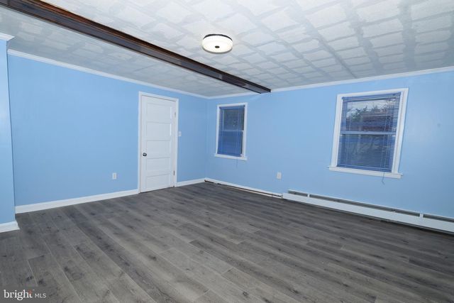 230 N MAIN ST, Bernville, PA 19506