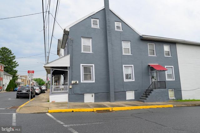 230 N MAIN ST, Bernville, PA 19506