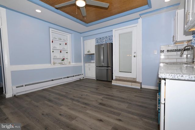 230 N MAIN ST, Bernville, PA 19506