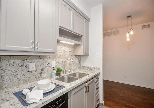 7950 N Stadium Drive 247, Houston, TX 77030