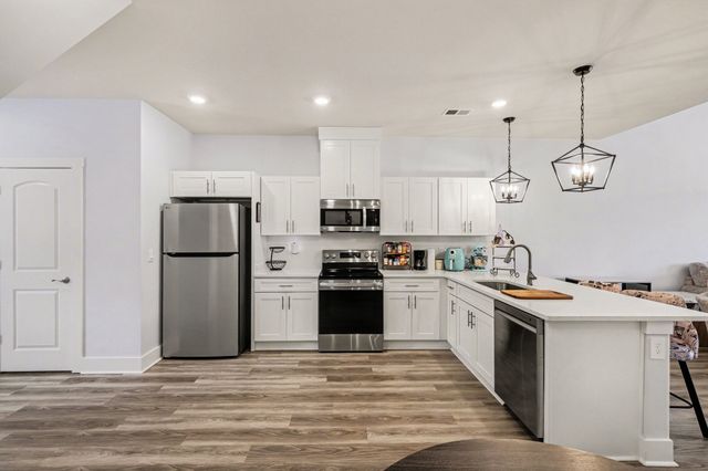 535 Tulip Springs Rd, Hermitage, TN 37076