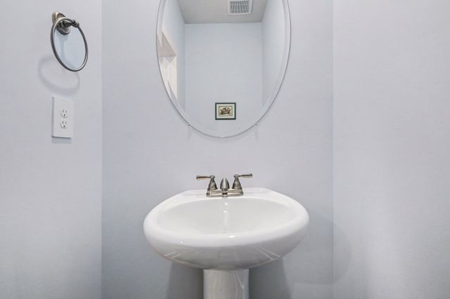 535 Tulip Springs Rd, Hermitage, TN 37076