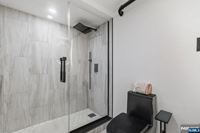 11 Nottingham, West Orange, NJ 07052