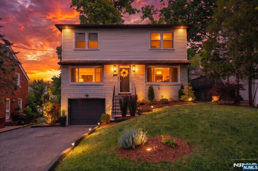 11 Nottingham, West Orange, NJ 07052