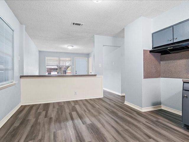 2632 Emerald Drive, Mesquite, TX 75150
