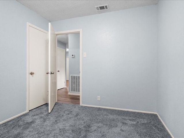 2632 Emerald Drive, Mesquite, TX 75150