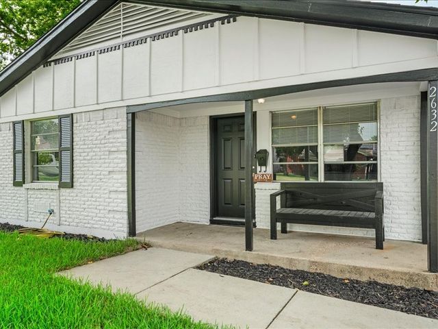 2632 Emerald Drive, Mesquite, TX 75150
