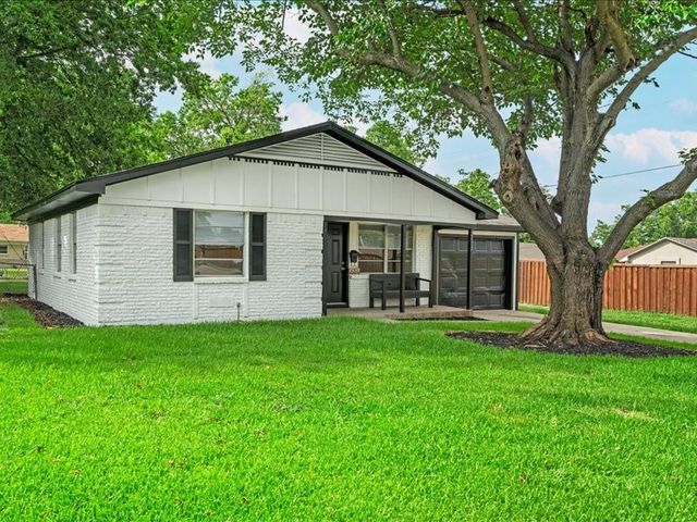 2632 Emerald Drive, Mesquite, TX 75150