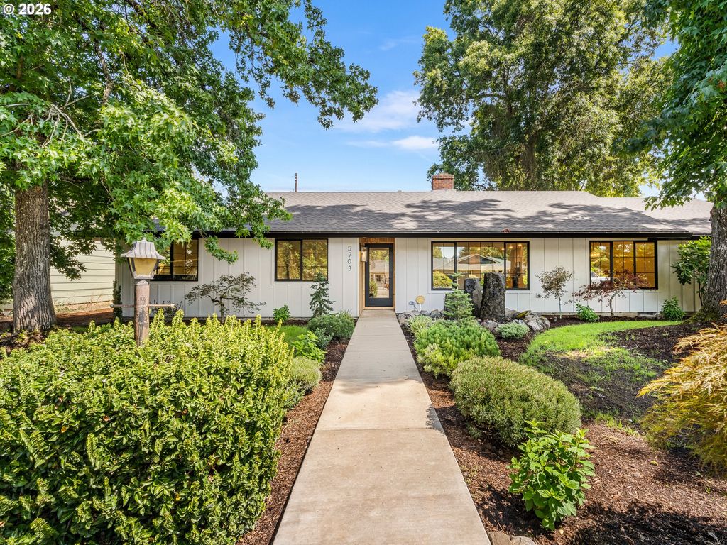 5703 MONTANA Ln, Vancouver, WA 98661