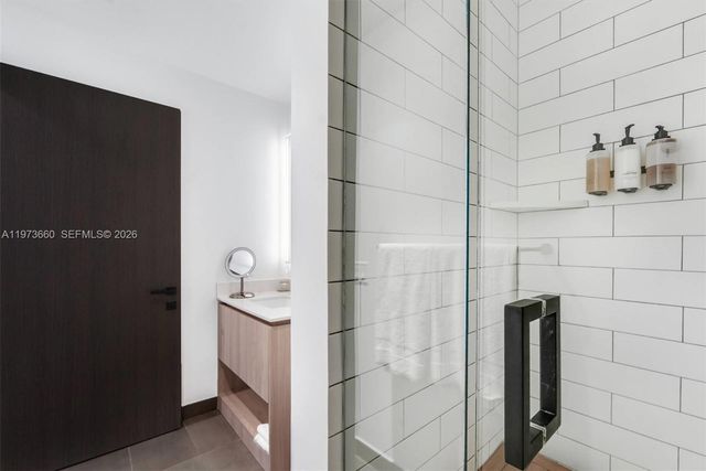 398 NE 5th St 1515, Miami, FL 33132