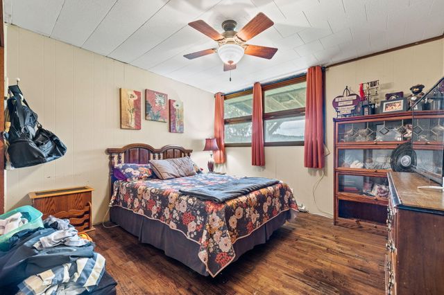601 North Pine Street, Humansville, MO 65674