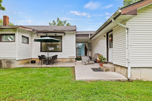 601 North Pine Street, Humansville, MO 65674