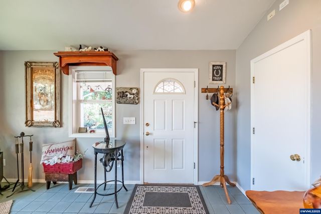 34225 Kowitz Rd, Lebanon, OR 97355
