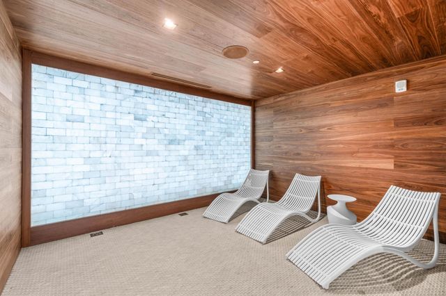 200 SE Mizner Boulevard 216, Boca Raton, FL 33432