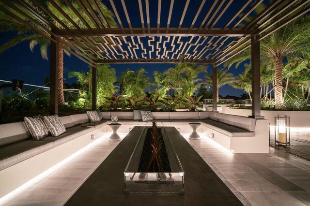 200 SE Mizner Boulevard 216, Boca Raton, FL 33432