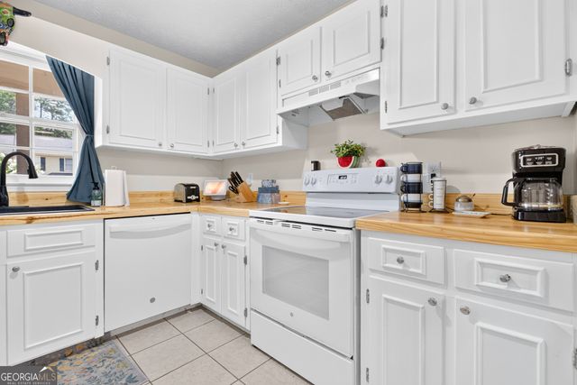 135 Dennis Drive APT 5, Athens, GA 30605