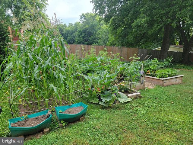 22325 NICHOLSON FARM RD, Dickerson, MD 20842