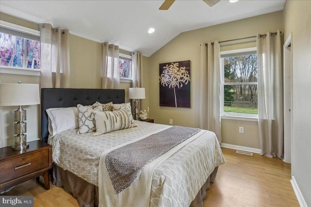 22325 NICHOLSON FARM RD, Dickerson, MD 20842