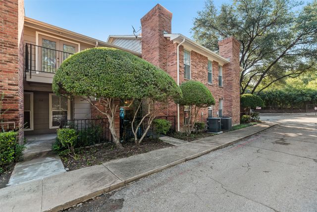 7510 Holly Hill Drive 111, Dallas, TX 75231