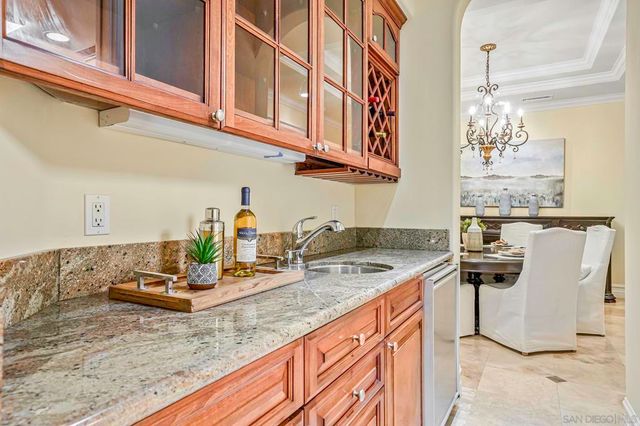 5259 Meadows Del Mar, San Diego, CA 92130