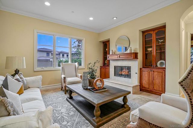 5259 Meadows Del Mar, San Diego, CA 92130