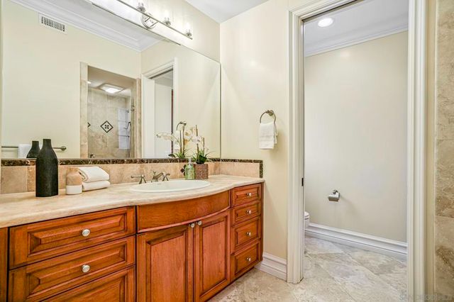 5259 Meadows Del Mar, San Diego, CA 92130