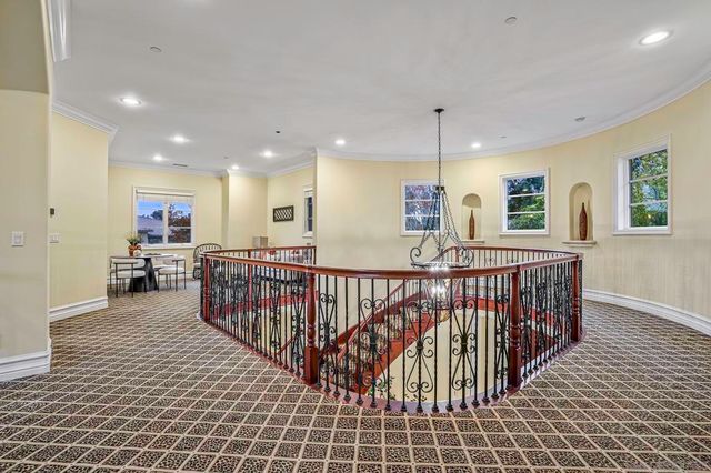 5259 Meadows Del Mar, San Diego, CA 92130