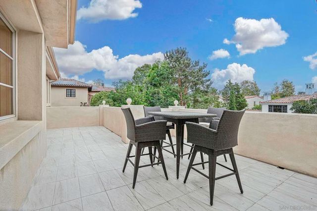 5259 Meadows Del Mar, San Diego, CA 92130