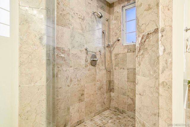 5259 Meadows Del Mar, San Diego, CA 92130