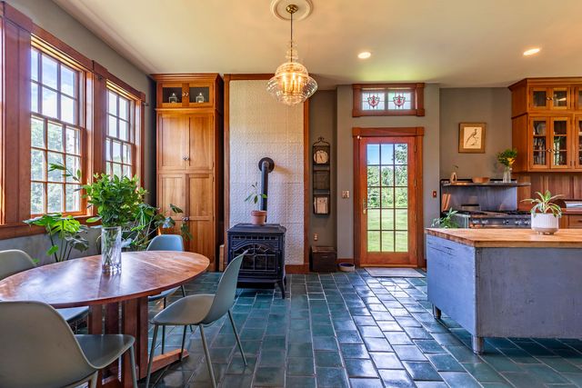 1268 Myers Road, Shaftsbury, VT 05262