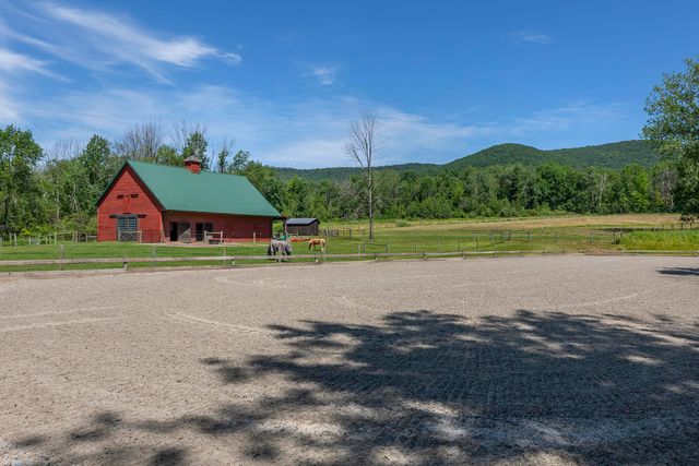 1268 Myers Road, Shaftsbury, VT 05262