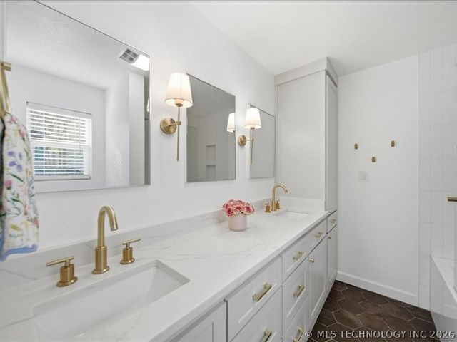 7101 E 99th Street, Tulsa, OK 74133