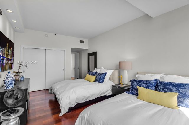 151 Crandon Blvd 802, Key Biscayne, FL 33149