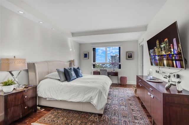 151 Crandon Blvd 802, Key Biscayne, FL 33149