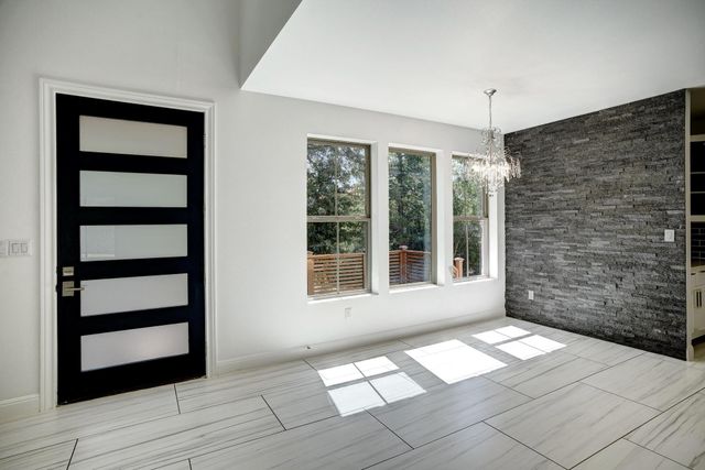 316 Tall Forest DR, Bastrop, TX 78602