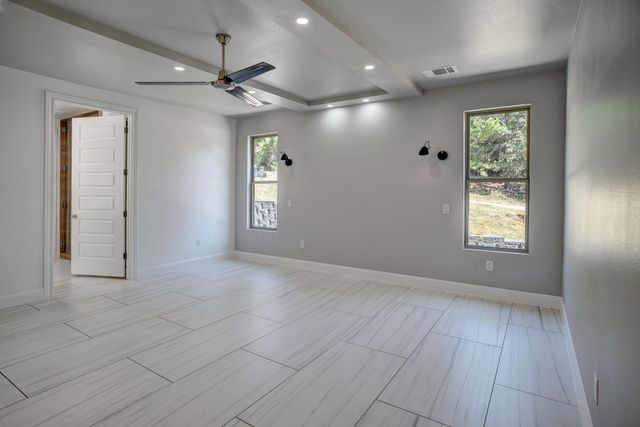 316 Tall Forest DR, Bastrop, TX 78602