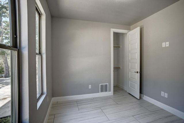 316 Tall Forest DR, Bastrop, TX 78602