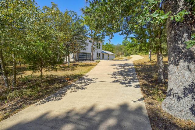 316 Tall Forest DR, Bastrop, TX 78602
