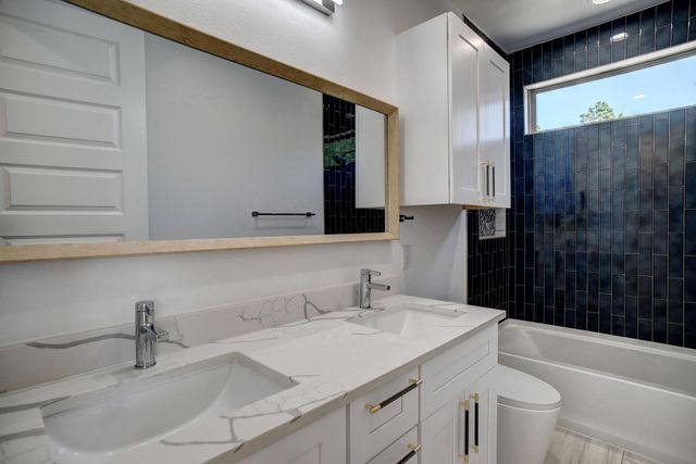316 Tall Forest DR, Bastrop, TX 78602