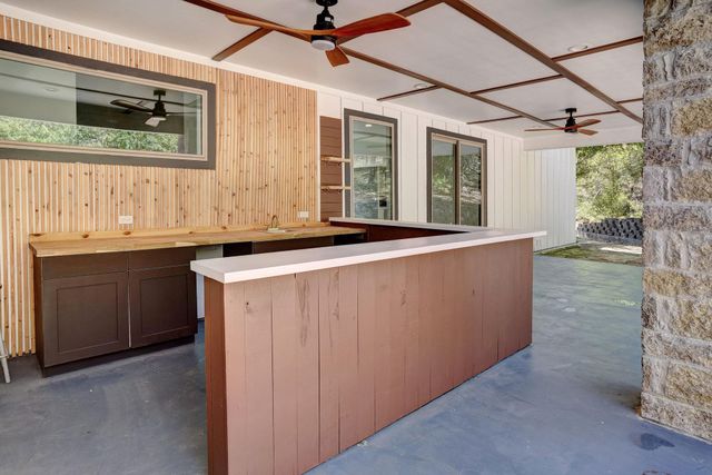 316 Tall Forest DR, Bastrop, TX 78602