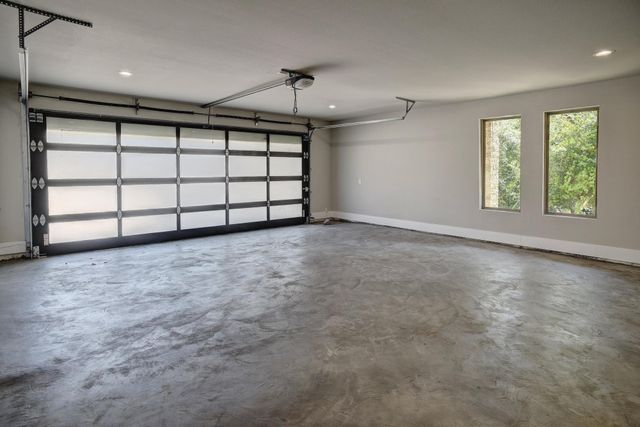 316 Tall Forest DR, Bastrop, TX 78602