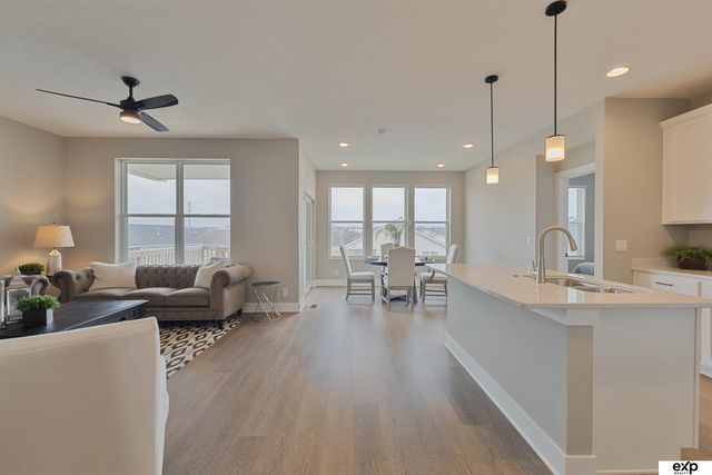 17511 Greenleaf Drive, Omaha, NE 68136