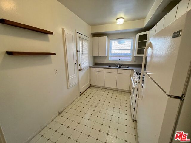 814 19th Street E, Santa Monica, CA 90403