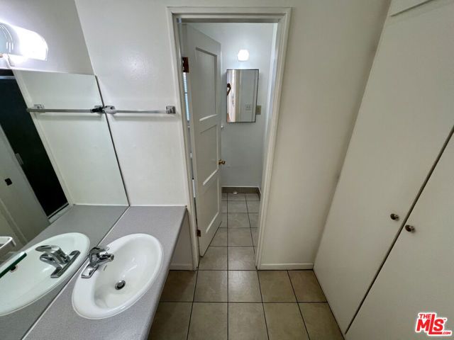 814 19th Street E, Santa Monica, CA 90403