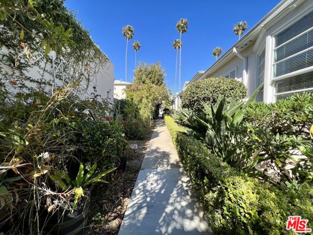 814 19th Street E, Santa Monica, CA 90403