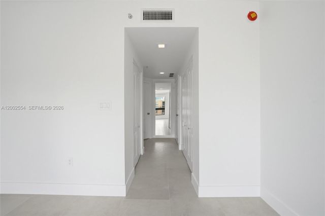 110 N Federal Hwy 1401, Fort Lauderdale, FL 33301