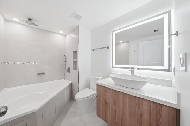 110 N Federal Hwy 1401, Fort Lauderdale, FL 33301