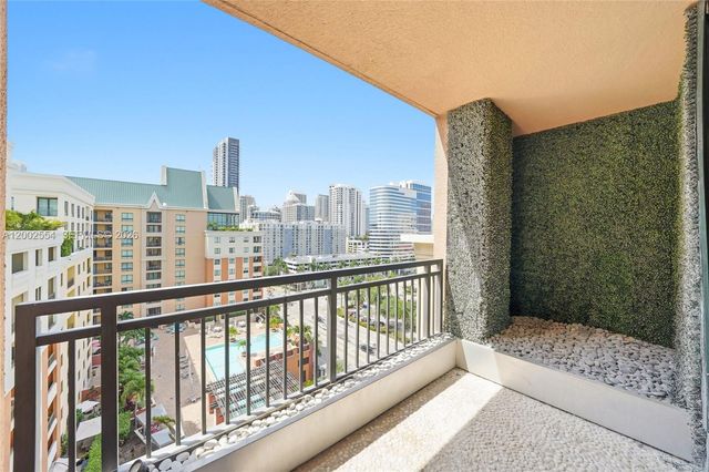 110 N Federal Hwy 1401, Fort Lauderdale, FL 33301